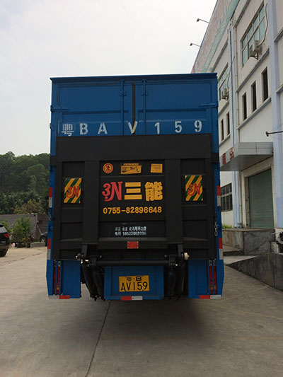 摩托車尾箱底板，實用性與美觀性的完美結合